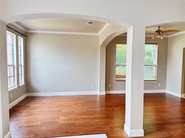 4712 Englishtown Drive, Arlington, TX 76016