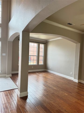 4712 Englishtown Drive, Arlington, TX 76016