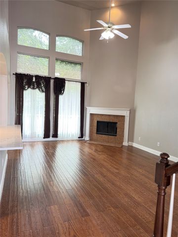 4712 Englishtown Drive, Arlington, TX 76016