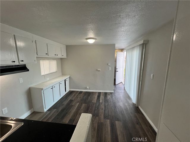 19260 Hinton Street, Hesperia, CA 92345