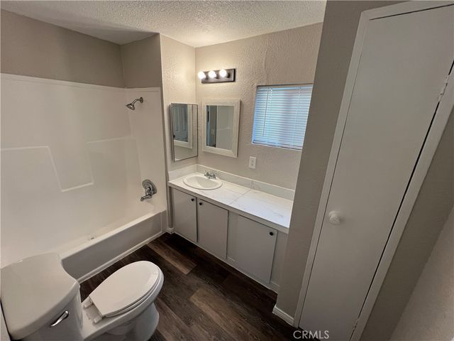 19260 Hinton Street, Hesperia, CA 92345