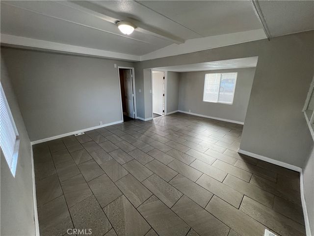 19260 Hinton Street, Hesperia, CA 92345