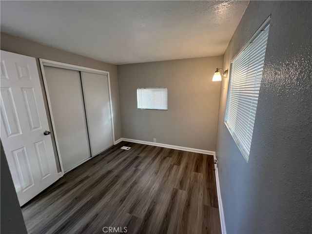 19260 Hinton Street, Hesperia, CA 92345