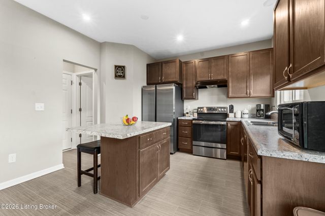 115 Gentle Wind Ct, Mt Washington, KY 40047