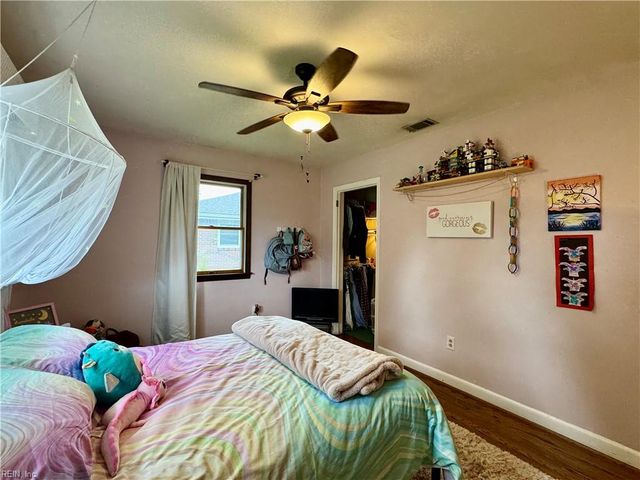 4652 Miles Standish RD, Virginia Beach, VA 23455