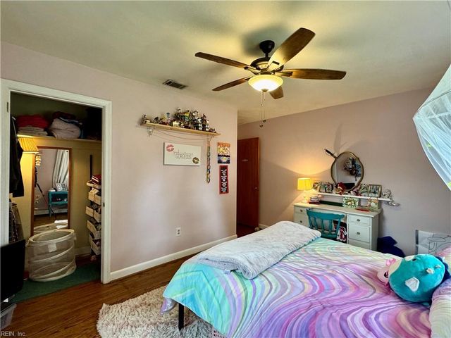 4652 Miles Standish RD, Virginia Beach, VA 23455