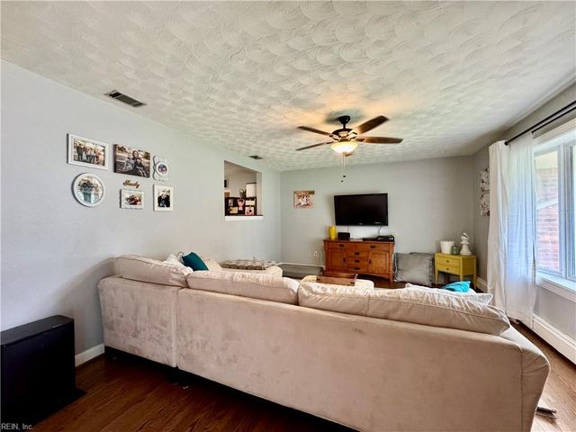 4652 Miles Standish RD, Virginia Beach, VA 23455