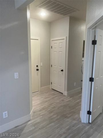 198 Crown Imperial Street, Henderson, NV 89074