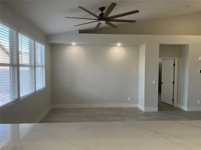 198 Crown Imperial Street, Henderson, NV 89074