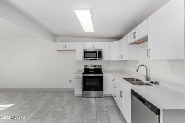 3868 S Evergreen Avenue, Tucson, AZ 85730