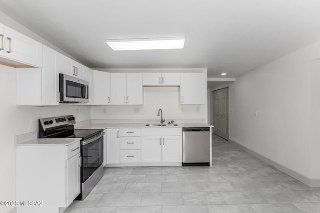 3868 S Evergreen Avenue, Tucson, AZ 85730