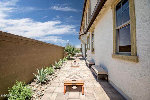 43254 N HINOKI Street, San Tan Valley, AZ 85140