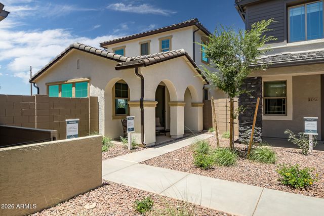 43254 N HINOKI Street, San Tan Valley, AZ 85140