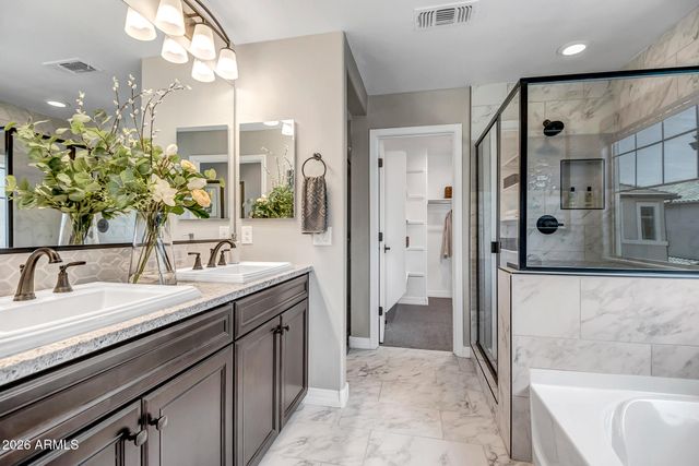 43254 N HINOKI Street, San Tan Valley, AZ 85140
