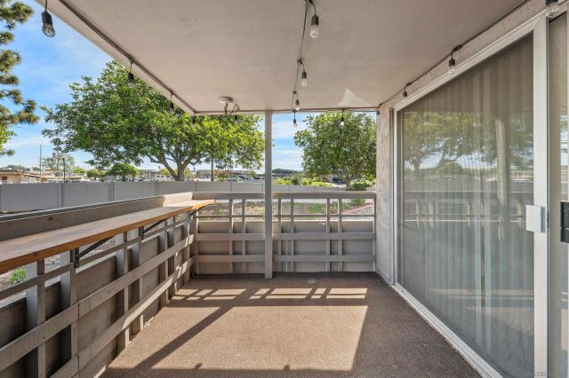 6385 Caminito Salado, San Diego, CA 92111