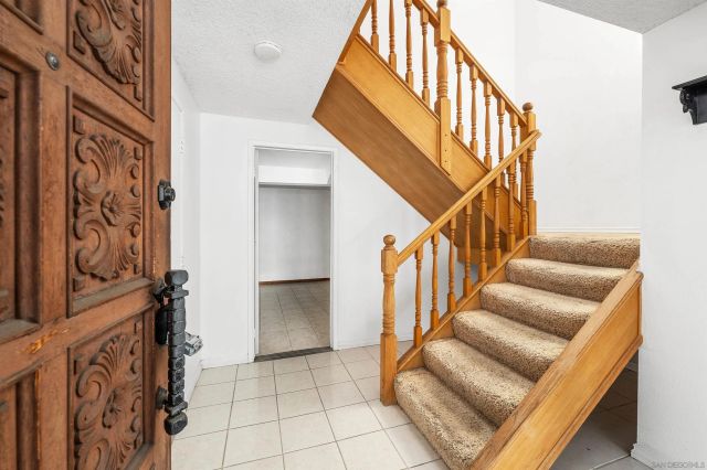 6385 Caminito Salado, San Diego, CA 92111