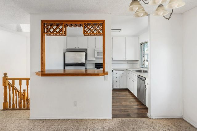 6385 Caminito Salado, San Diego, CA 92111