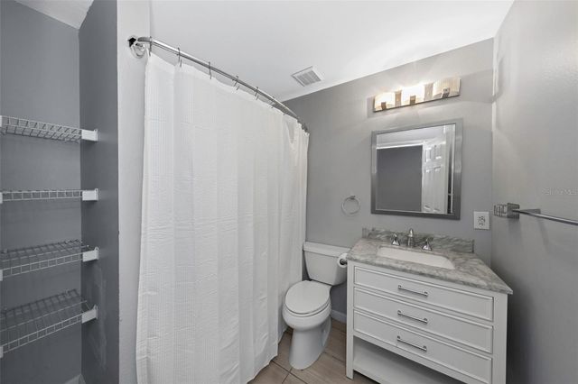 701 MIRROR LAKE DR N DRIVE N 118, St Petersburg, FL 33701