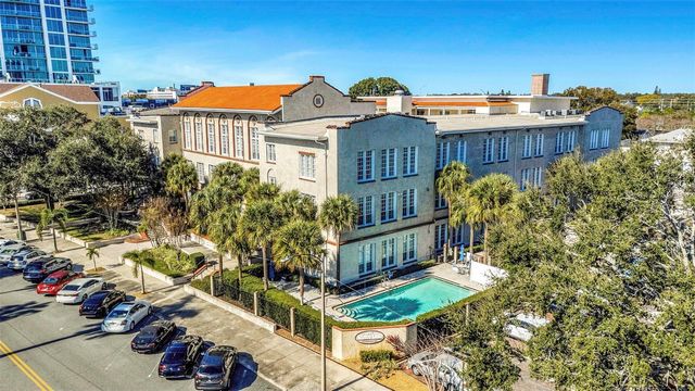 701 MIRROR LAKE DR N DRIVE N 118, St Petersburg, FL 33701