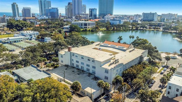 701 MIRROR LAKE DR N DRIVE N 118, St Petersburg, FL 33701