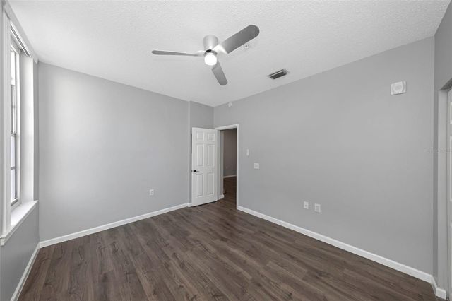 701 MIRROR LAKE DR N DRIVE N 118, St Petersburg, FL 33701