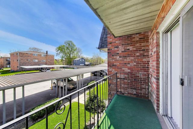 669 Chappel Avenue 2B, Calumet City, IL 60409