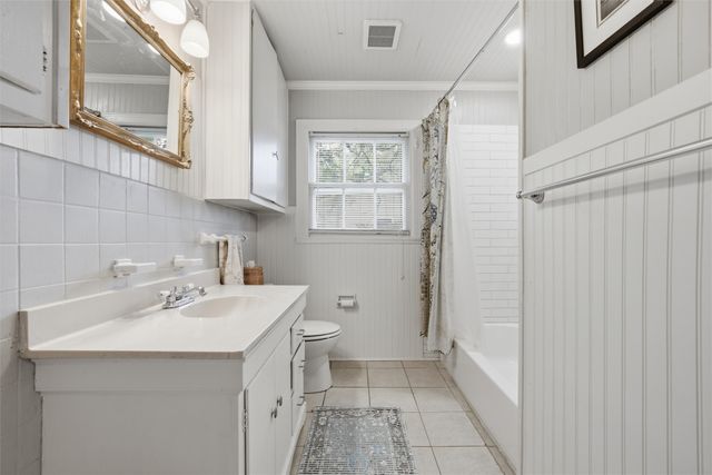 1325 N 34th Street, Waco, TX 76710