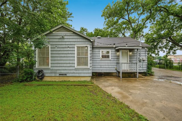 1325 N 34th Street, Waco, TX 76710