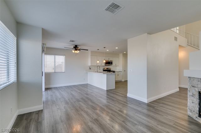 8006 Counterpoint Lane, Las Vegas, NV 89123