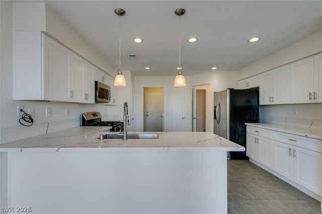 8006 Counterpoint Lane, Las Vegas, NV 89123