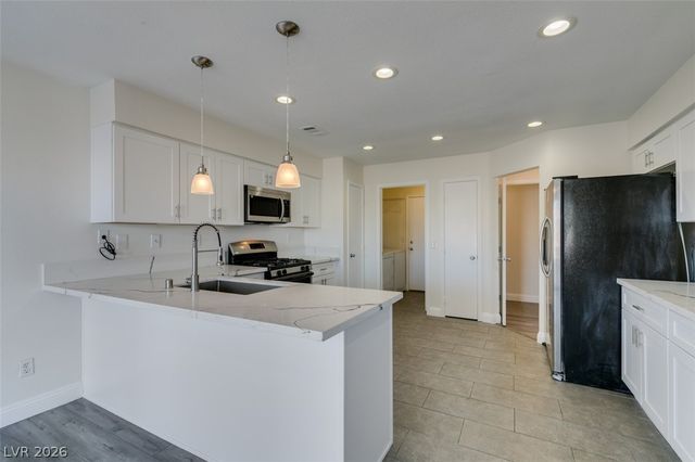 8006 Counterpoint Lane, Las Vegas, NV 89123