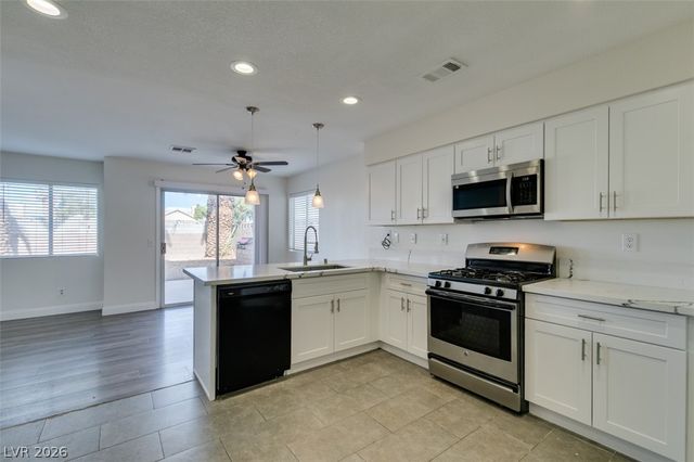 8006 Counterpoint Lane, Las Vegas, NV 89123