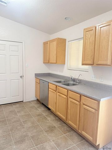 10446 S Monsoon Ave, Yuma, AZ 85365
