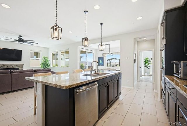 37846 Apache Plume, Murrieta, CA 92563