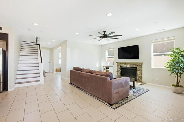 37846 Apache Plume, Murrieta, CA 92563