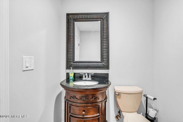 830 Brookside Drive, Toms River, NJ 08753