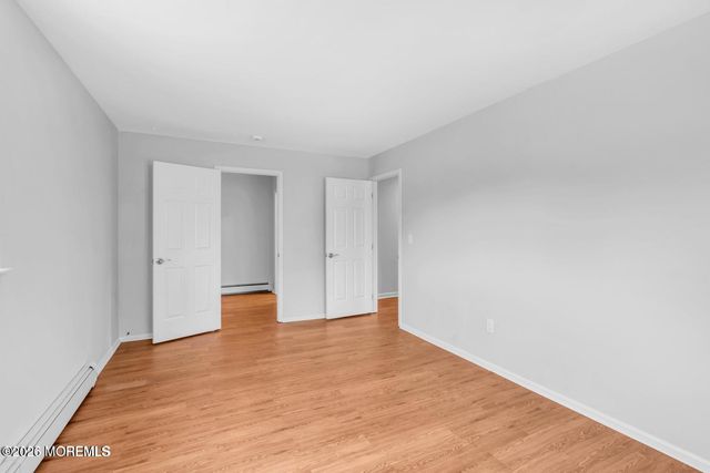 830 Brookside Drive, Toms River, NJ 08753
