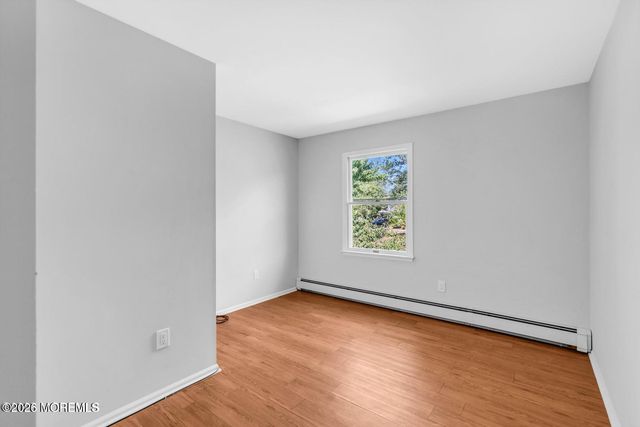 830 Brookside Drive, Toms River, NJ 08753