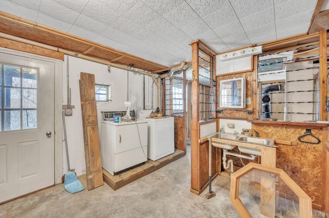 168 Moorman Drive, Madison Heights, VA 24572