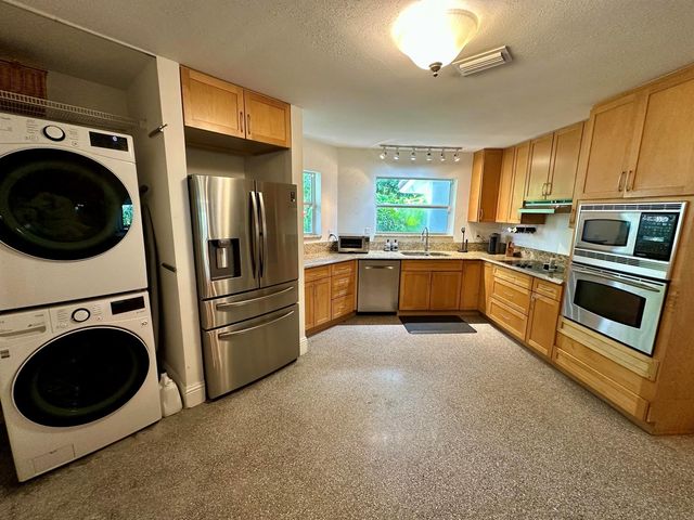 212 Kings Lynn, Delray Beach, FL 33444