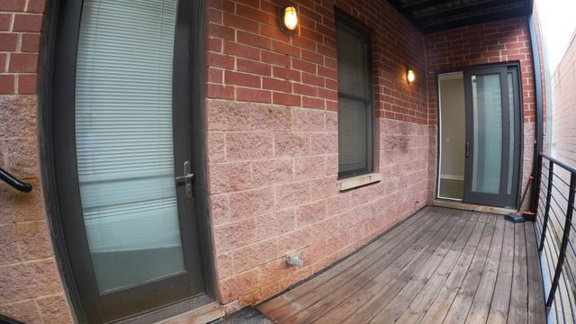 3434 N ELSTON Avenue 101, Chicago, IL 60618