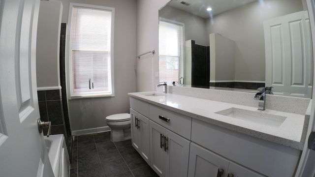 3434 N ELSTON Avenue 101, Chicago, IL 60618