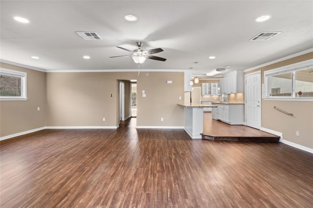 4373 Harvest Lane, Houston, TX 77004