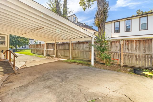 4373 Harvest Lane, Houston, TX 77004