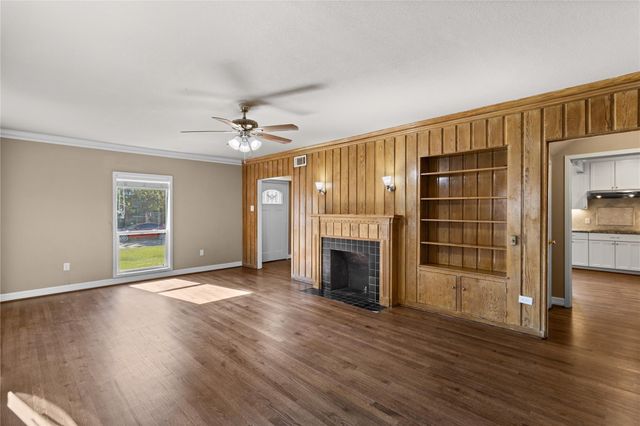 4373 Harvest Lane, Houston, TX 77004