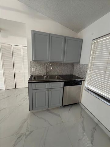 9142 SABAL PALM CIRCLE, Windermere, FL 34786