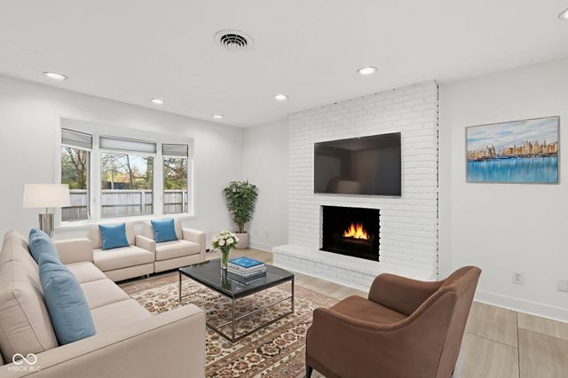 5430 Skyridge Drive, Indianapolis, IN 46250