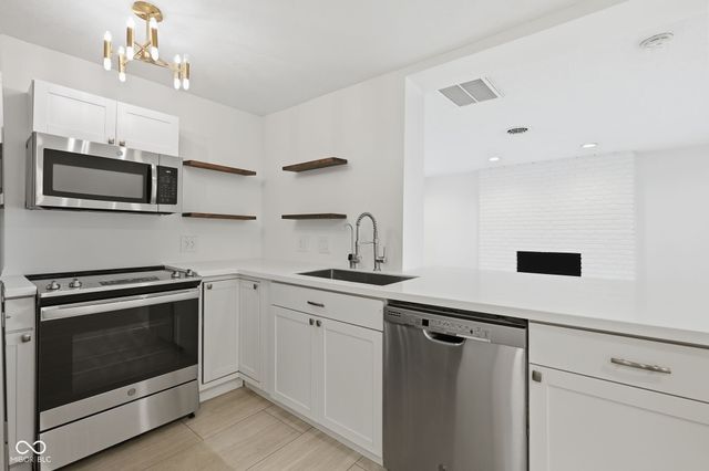 5430 Skyridge Drive, Indianapolis, IN 46250