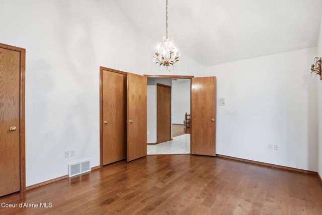 5202 N Hutton View Ln, Spokane, WA 99212