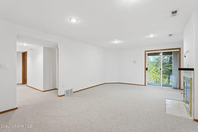 5202 N Hutton View Ln, Spokane, WA 99212